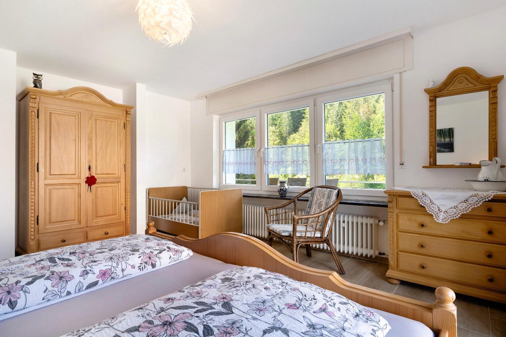 Haus Gisela Apartment Forbach Bagian luar foto