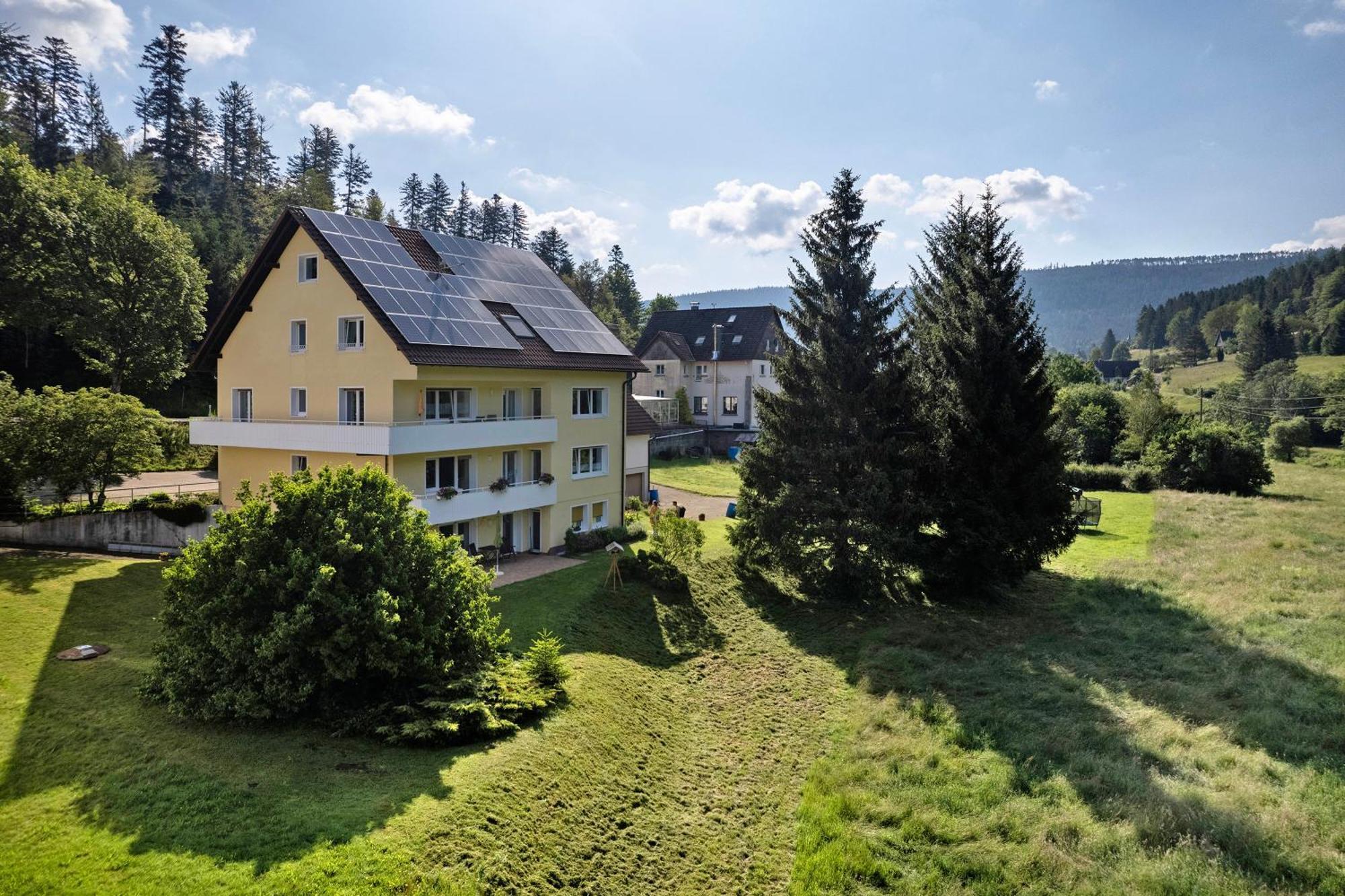 Haus Gisela Apartment Forbach Bagian luar foto